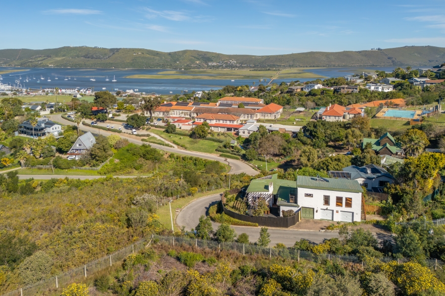 5 Bedroom Property for Sale in Heuwelkruin Western Cape